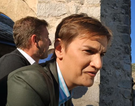 Brnabić prvi put na Starom mostu: Ovo je nestvarno!