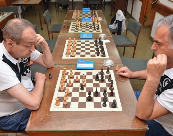  Mozzart podržao šahovske prvake Srpske iz Gacka