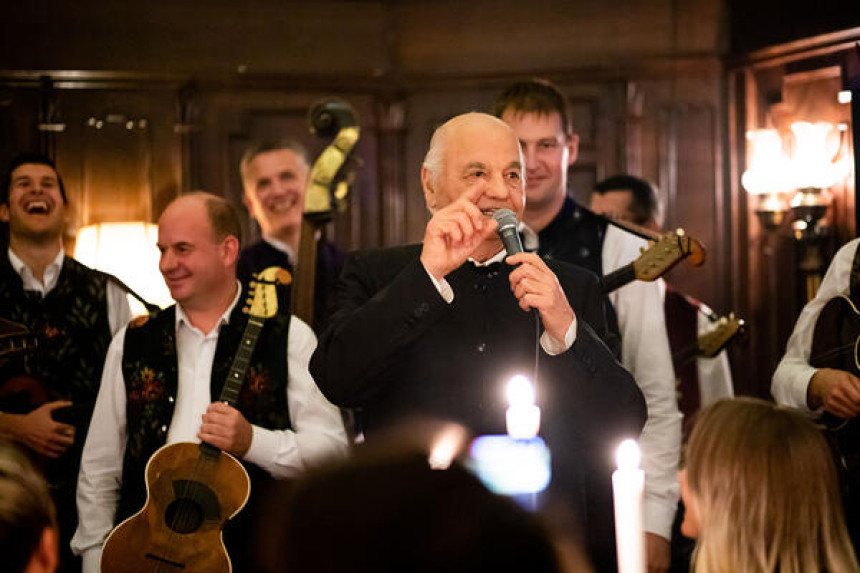 Zvonko Bogdan nastupio u kafani gde je Toma održao svoj poslednji koncert!
