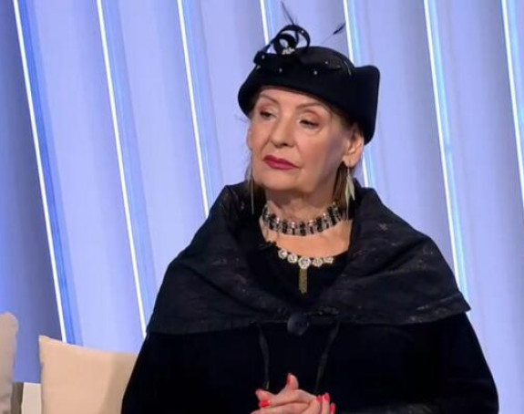 Pipali su me mnogi, žao mi je što se nisam više nudila!