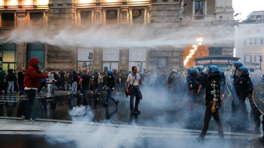 Protesti u Rimu i Ženevi: Zdravstvena diktatura