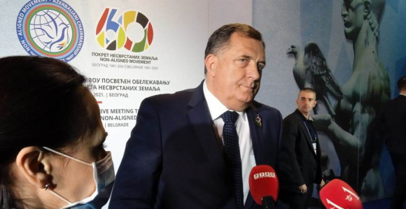 Dodiku na kratko proradila fabrička podešavanja?!