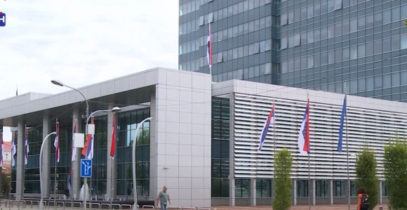 Ni prvi ni posljednji put: Obećanja Vlade Srpske ostala mrtvo slovo na papiru!