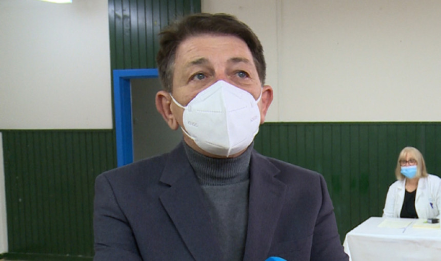 Nakon smrti oca i sina cijelo selo se vakcinisalo