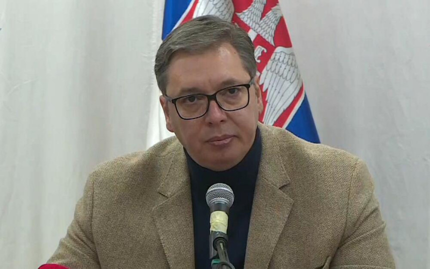 Vučić u Raškoj: Srbija je uz vas, slijedi težak period