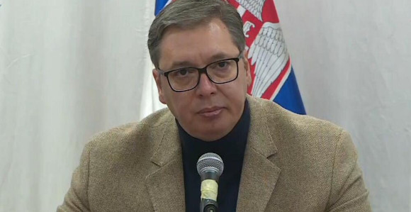 Vučić u Raškoj: Srbija je uz vas, slijedi težak period