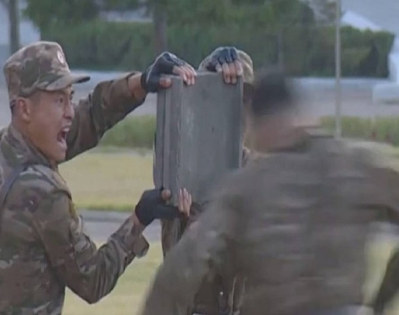 Sjevernokorejski vojnici glavom razbijali blokove