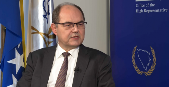 Šmit otkrio hoće li koristiti bonska ovlaštenja