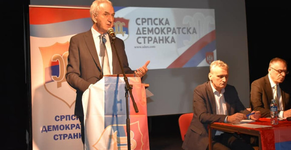 Политика СНСД-а и Додика највећа опасност за Републику Српску