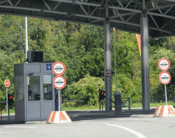Probio rampu na graničnom prelazu, pa se slupao