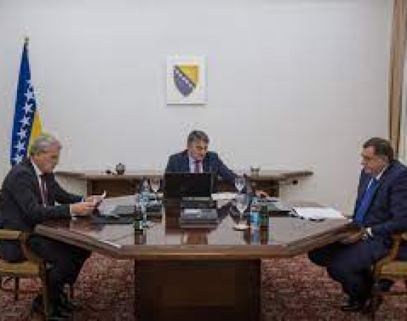 Redovna sjednica Predsjedništva BiH - dolazi i Dodik