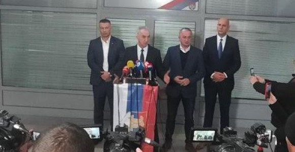 Dodik ozbiljno da se zamisli nakon Vučićeve izjave!