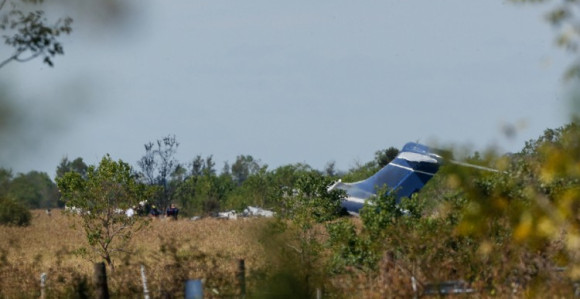 Avion se srušio pri polijetanju, svi preživjeli