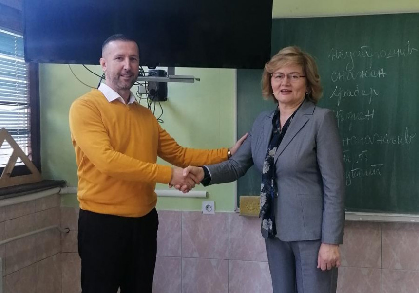Sberbank a.d. Banja Luka pomaže opremanje Osnovne škole iz Prijedora