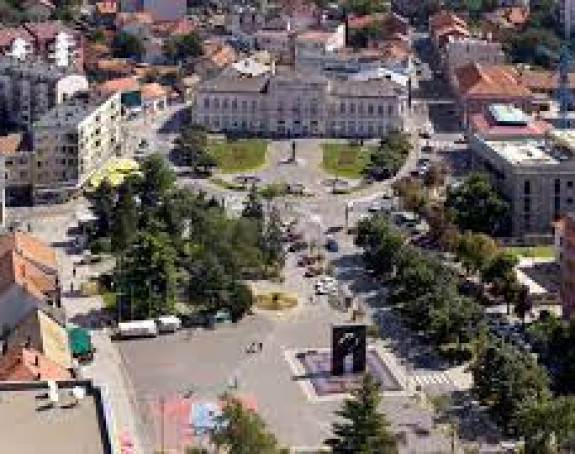 I danas sunčano i toplo vrijeme uz malu oblačnost
