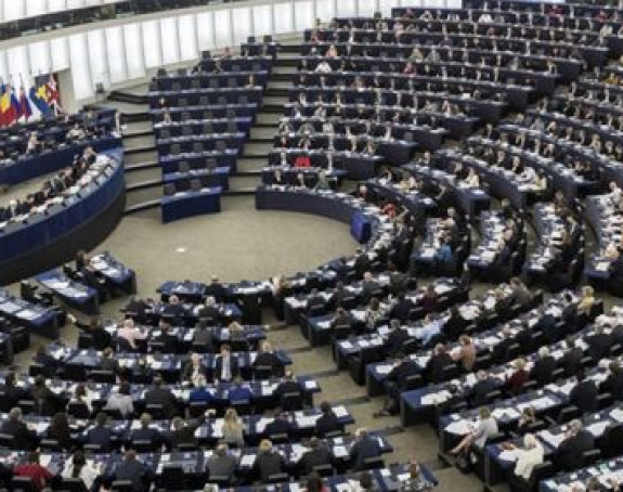 Evropski parlamentarci pozvali OHR i EU da narednih dana upotrijebe bonska ovlaštenja