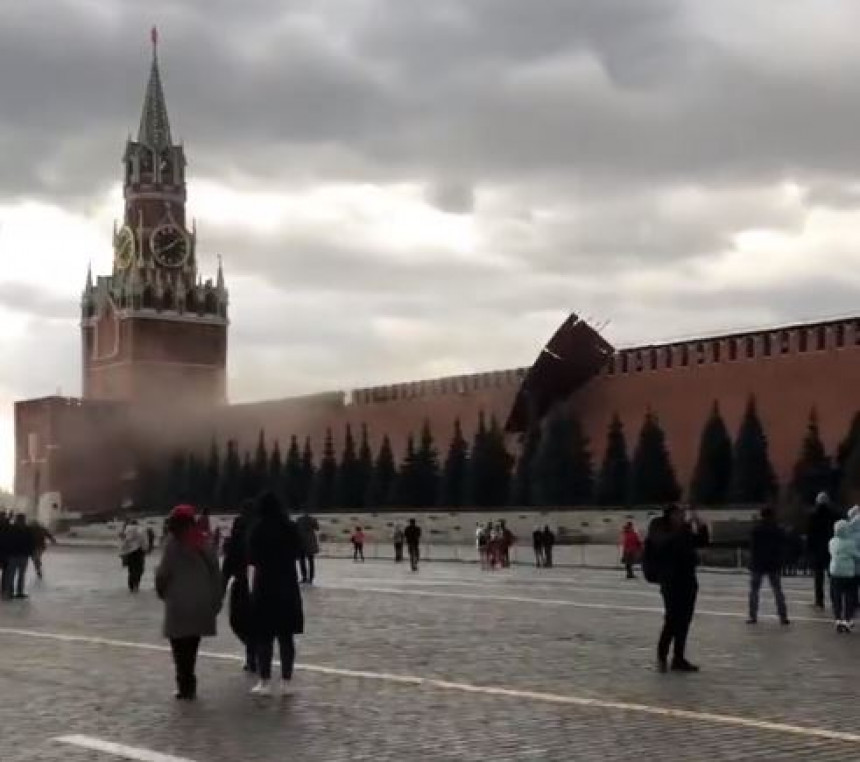 Haos u Moskvi – srušen dio zida Kremlja (VIDEO)