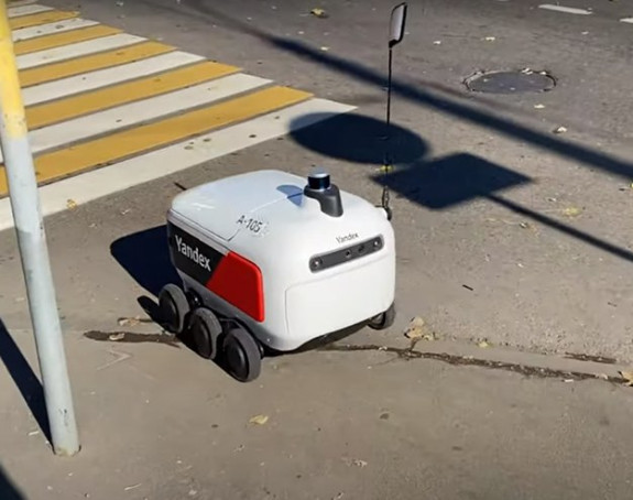 Poštare u Moskvi zamijeniće roboti (VIDEO)