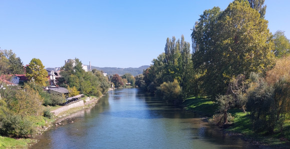 Više sunčanih intervala, dnevna temperatura do 14