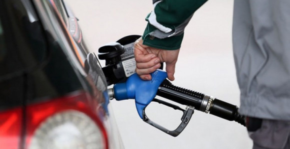 Od početka godine rezervoar goriva skuplja za 30 KM