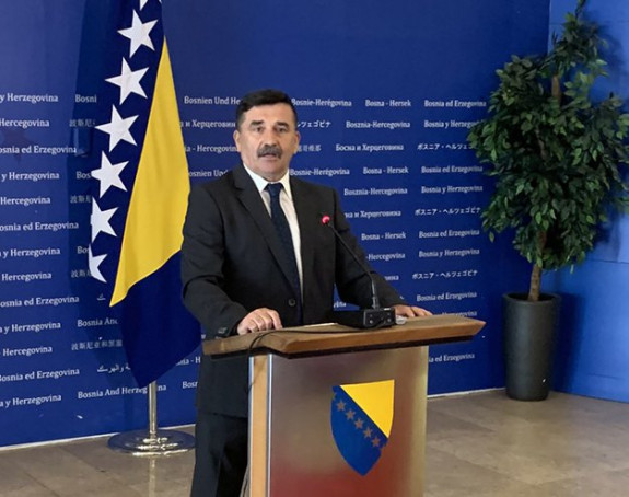 Lovrinović traži i smjenu Turkovićeve i Cikotića