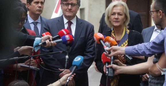 Predsjedništvo BiH sa Palmerom i Angelinom Ajhorst