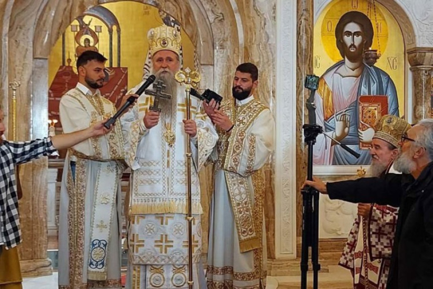 Pomen: Ispuniti zavjet mitropolita Amfilohija