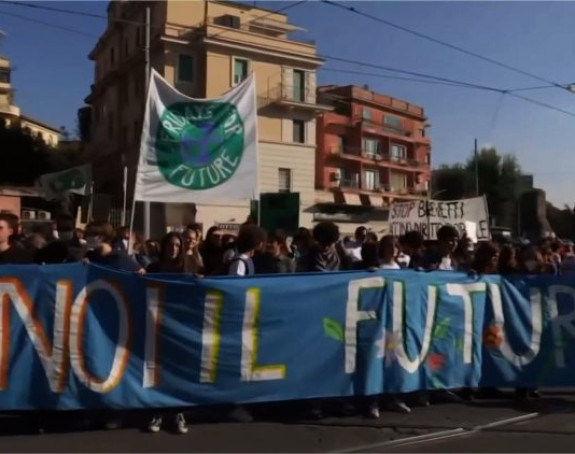 Protesti u Rimu: Radnici, klimatski aktivisti...