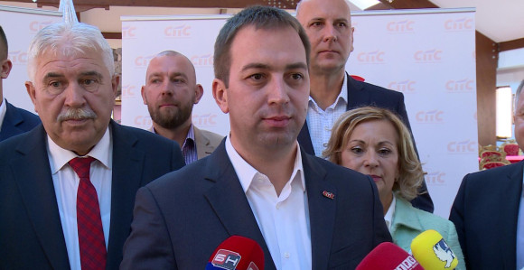 Selak najavio opoziciono djelovanje