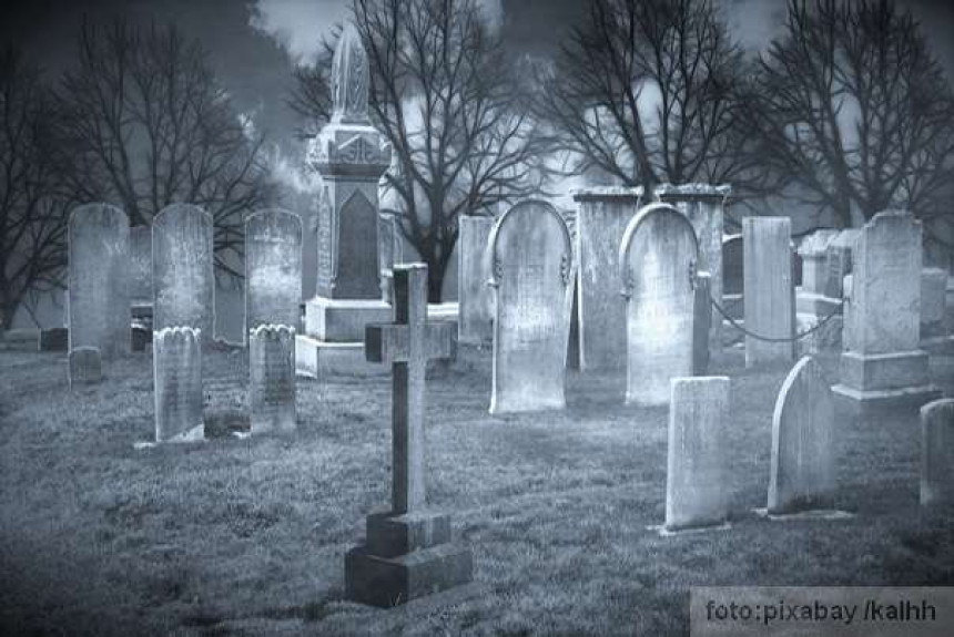 U Poljskoj građani se mogu vakcinistati i pored groblja!