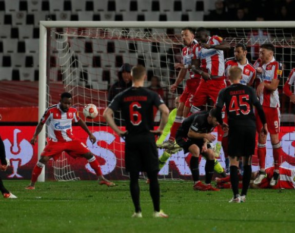 Аутогол Канге – Звезда поражена са два играча мање