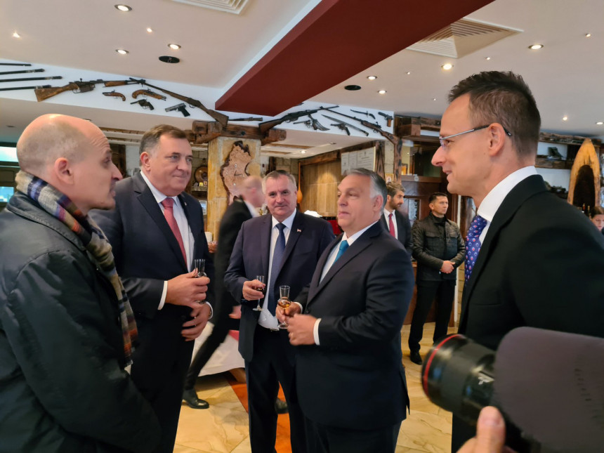 Dodik i Orban u privatnom ugostiteljskom objektu | BN