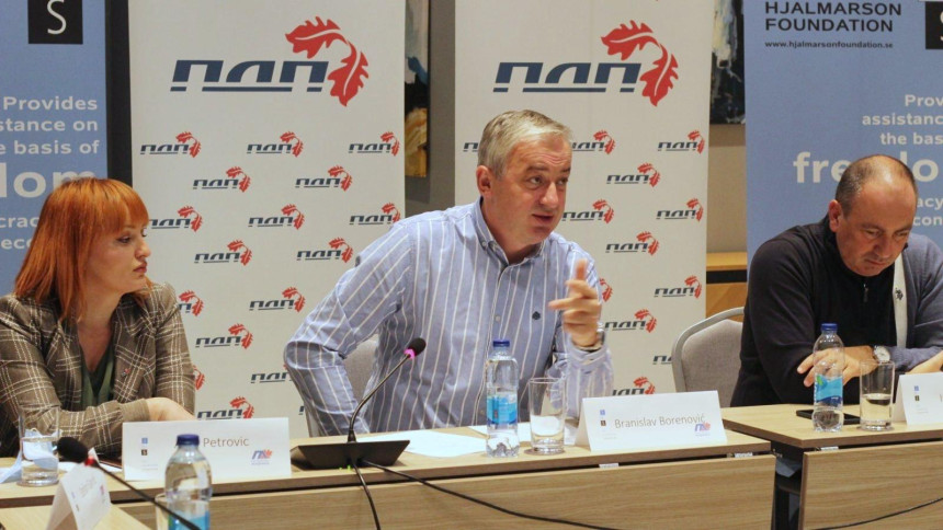 Nama trebaju racionalni i razumni političari