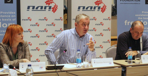 Nama trebaju racionalni i razumni političari