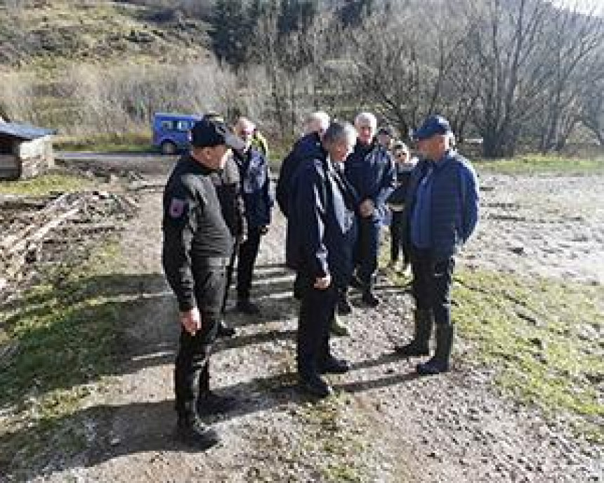 Višković obećao pomoć domaćinu kome je voda odnijela 130 ovaca