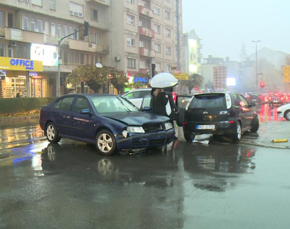 Saobraćajna nezgoda u Bijeljini, nema povrijeđenih