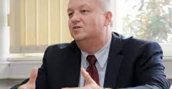 Kesić najavio rezoluciju u korist Srbije i Srpske