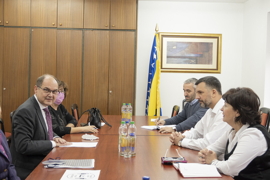 Šmit dao podršku Agenciji za lijekove, UIO i IDDEEA