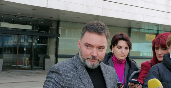 I to je moguće: Učestvovati u radu i poštovati zaključke
