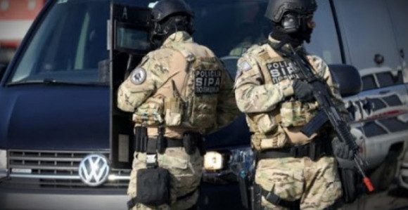 Sipa u potrazi za jednom osobom koju traži Srbija