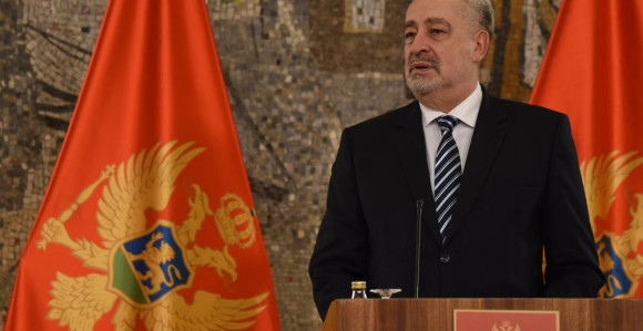 "Neću podnijeti ostavku, vlada ima vidljive rezultate"