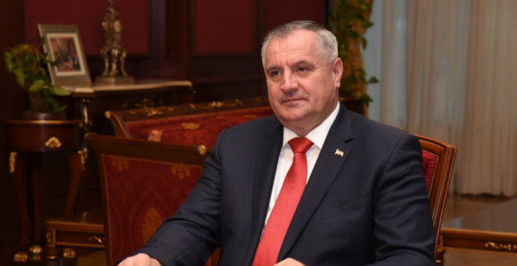 Višković najavio smanjenje poreza i povećanje plata