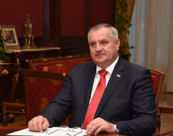 Višković najavio smanjenje poreza i povećanje plata