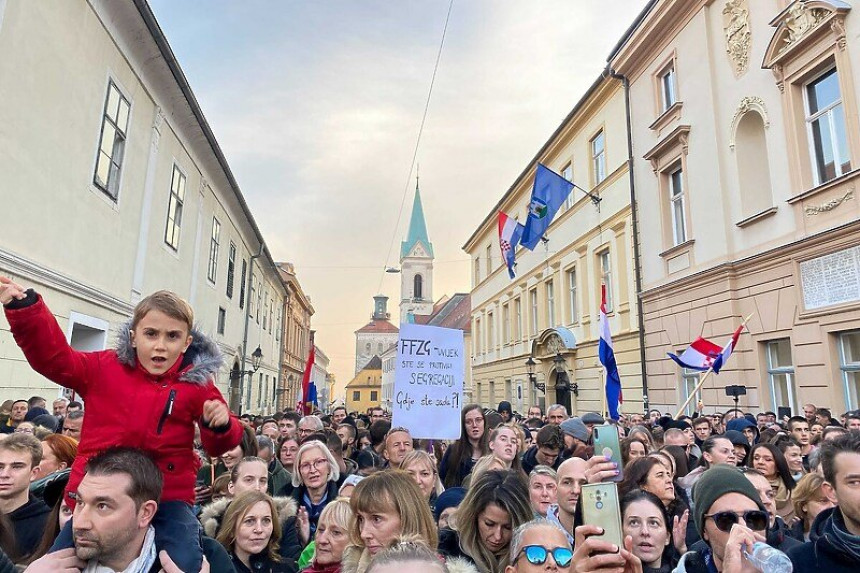 У Загребу велики протести против цовид-потврда