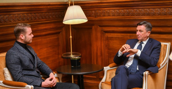 Stanivuković: Prijatan susret sa Pahorom u Parizu