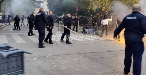 Navijački neredi u Mostaru, tuklo se pedeset osoba