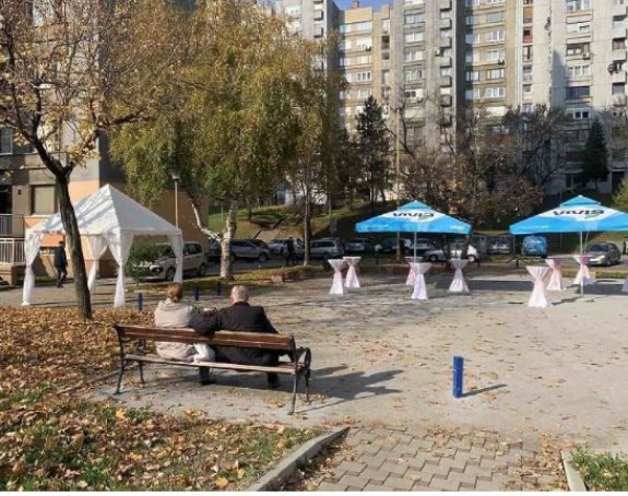 Gost na svadbi pucao, metak kod komšije završio