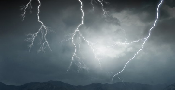 Nevrijeme i rekordne količine kiše u Dalmaciji