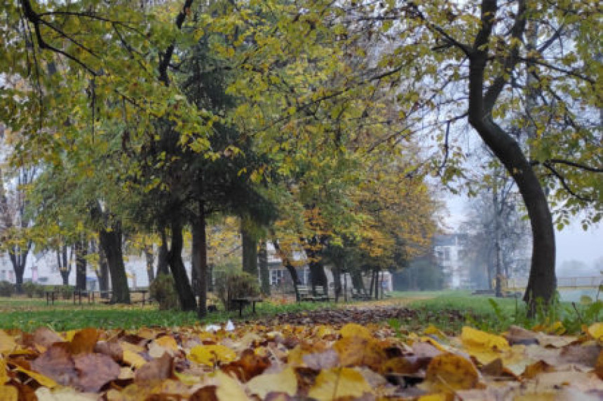 Pred nama tmuran jesenji dan, toplije u Hercegovini