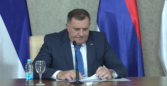 Dodik založio prirodna bogatstva za ogromne kredite?